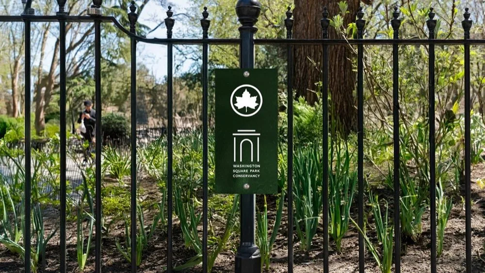 Pentagram — Washington Square Park Conservancy 品牌设计案例图 6