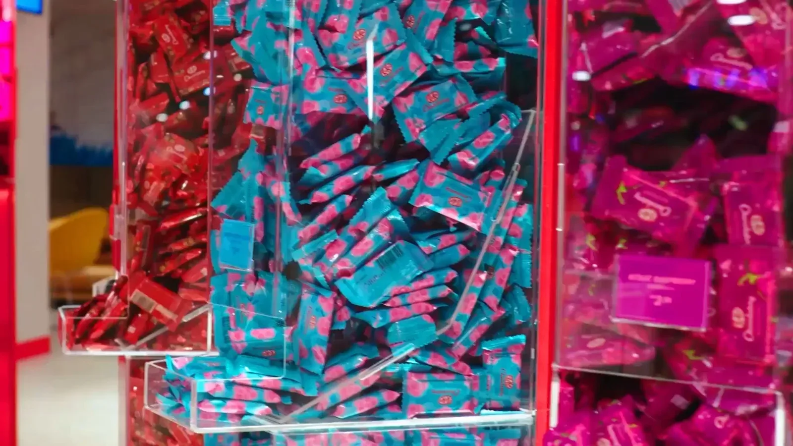 Landor KitKat Chocolatory 案例项目视觉展示图3