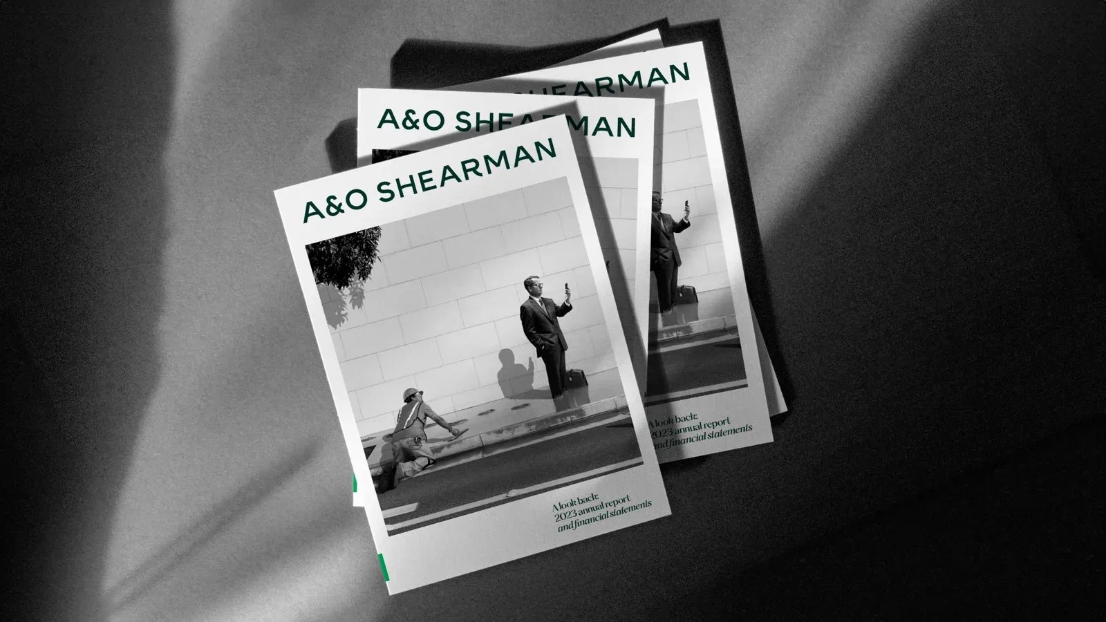 A&O Shearman 品牌设计案例展示图 5